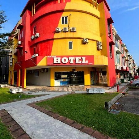Putra Heights New Wave Hotel Subang Jaya Esterno foto