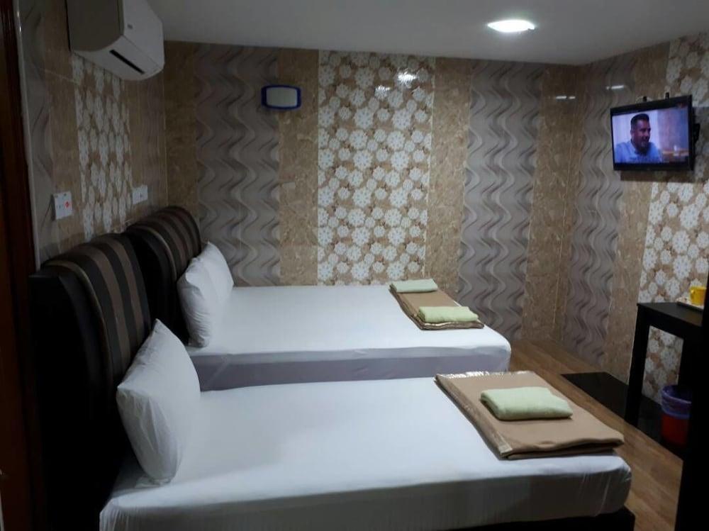 Putra Heights New Wave Hotel Subang Jaya Esterno foto