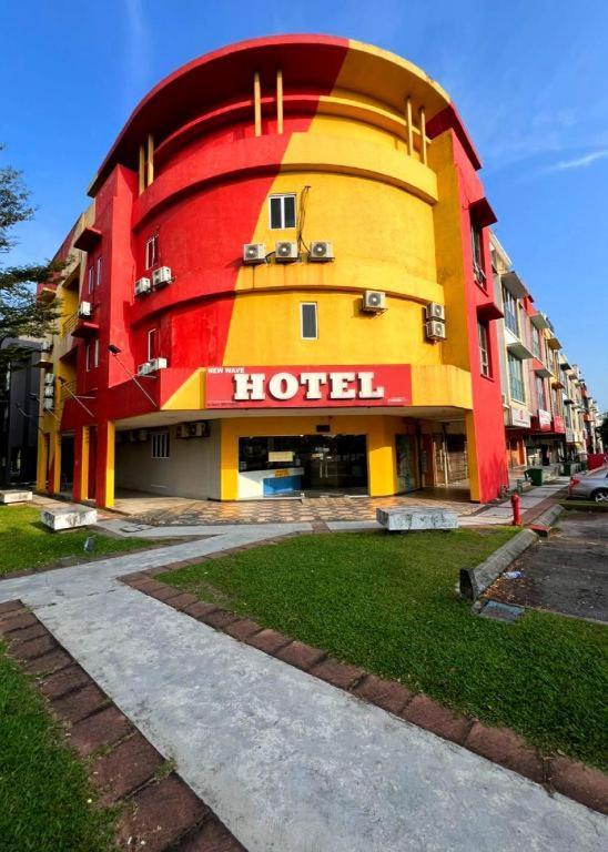 Putra Heights New Wave Hotel Subang Jaya Esterno foto