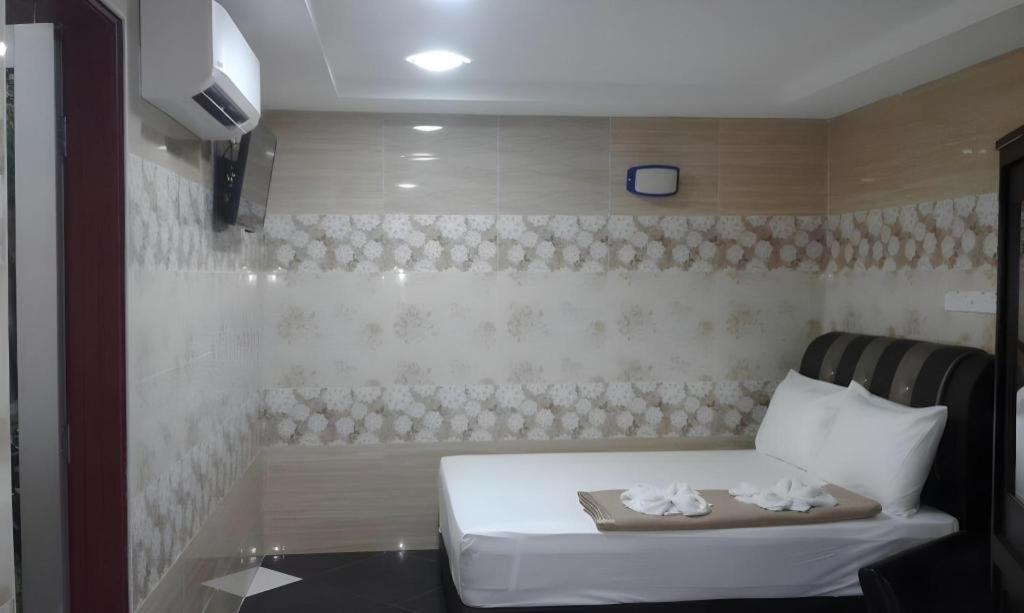 Putra Heights New Wave Hotel Subang Jaya Esterno foto