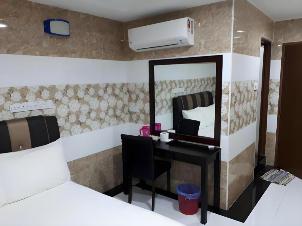 Putra Heights New Wave Hotel Subang Jaya Esterno foto