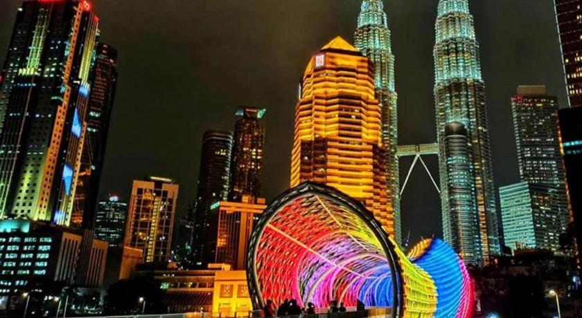Putra Heights New Wave Hotel Subang Jaya Esterno foto